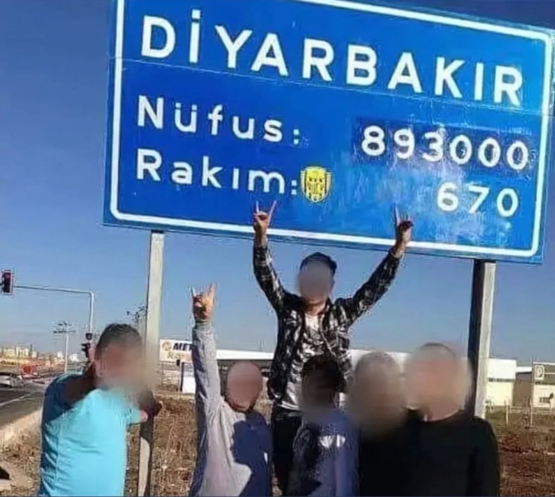19onvids's tweet photo. Çorum maçında ceza yememeye dikkat edelim. Son hafta pkkspor ile oynayacağız malum https://t.co/GFb65hlOlG