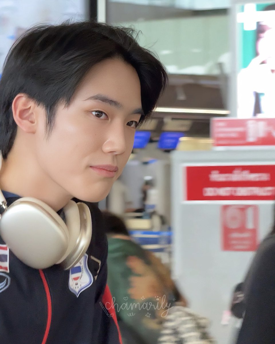 chamarily17's tweet photo. 🇳🇿 Safe flight na จิ๋วหลิว !✈️
#PEEMTANAT https://t.co/J3cVSGOkHx
