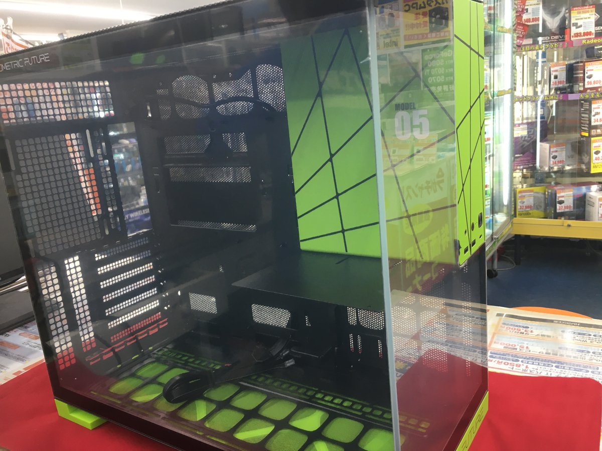 KOUBOU_nipponba's tweet photo. PCケースのカラバリ商品が入荷✨
独特なカラーで映えること間違いなし！！

Model 5 NV Style Edition
（GF-M5-NV Edition）　¥17,980

展示機はないのですがこちらのケースを
使って展示用PCを組み立てる予定なのでお楽しみに♪
#GeometricFuture #パソコン工房 #大阪日本橋 https://t.co/e5UuwPANcH