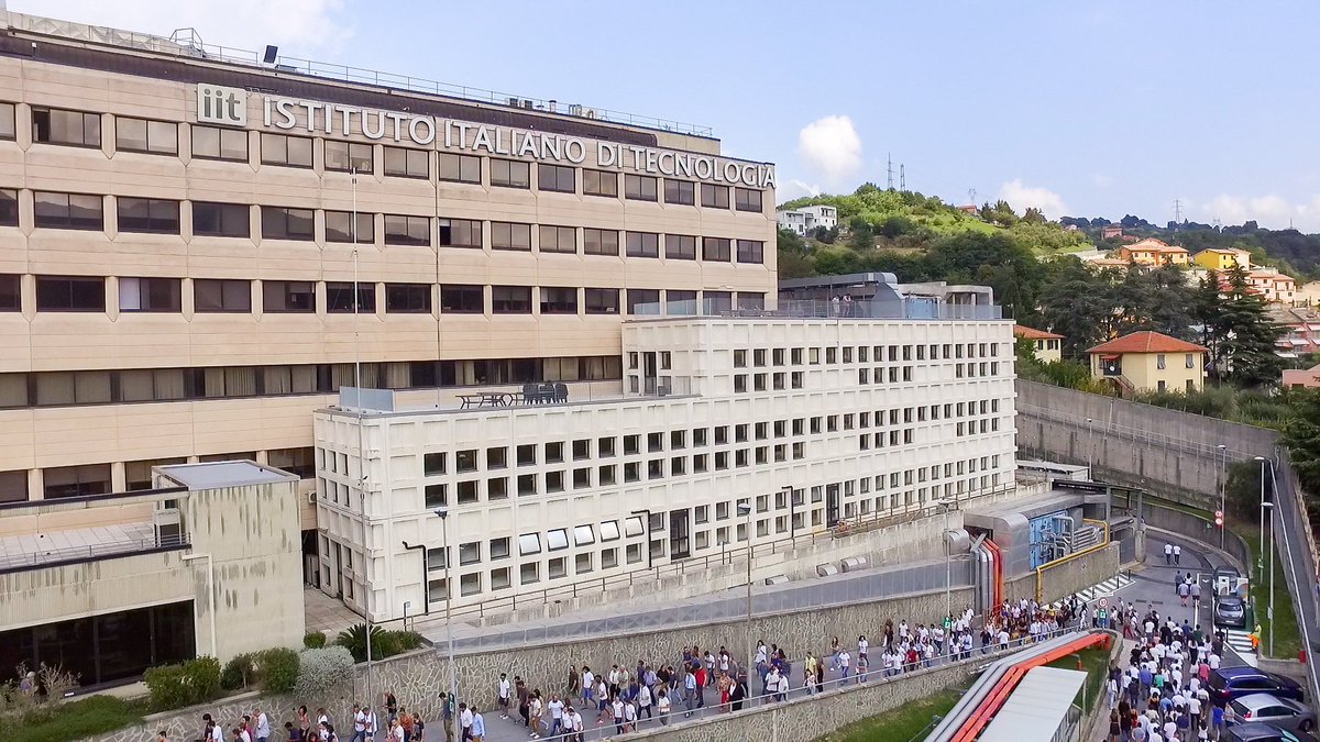 «In 12 anni le nostre startup hanno dato vita a più di 200 posti di lavoro. Con l'AI si va verso un'interazione uomo-macchina sempre più stretta».

La nuova tappa del nostro Viaggio in Italia parte da Genova per scoprire l'Istituto Italiano di Tecnologia: startupitalia.eu/startup/iit-ne…