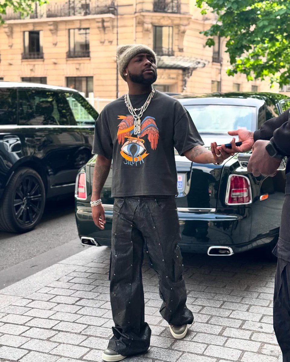 .<a href="/davido/">Davido</a>’s “5IVE” album remains at #1 on the UK 🇬🇧 Apple Music Top Albums chart for the seventh consecutive day.