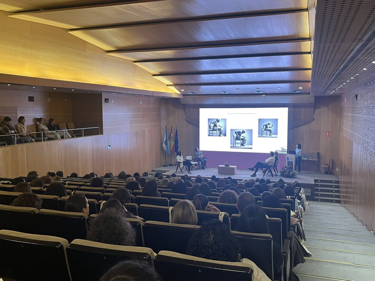 <a href="/BPSOACoruna/">Área Sanitaria da Coruña e Cee</a>  acreditámonos  en 4 guías. A primeira: Prevención de Caídas. Equipo multidisciplinar!! 🙌🏼