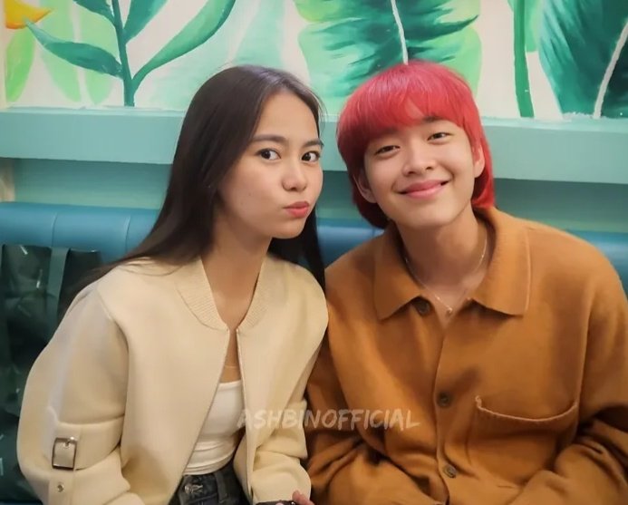Loiussa28's tweet photo. Ang cute may pa nguso² yan sila 🤭🤗♥️ 

#Ashbin #tbpic https://t.co/nA1MqBHGiP