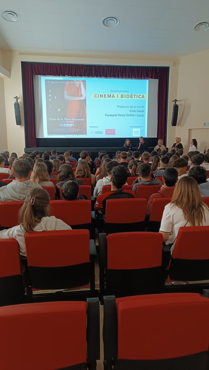 Fundació Grífols (@fundaciogrifols) on Twitter photo A punt de començar sessió de cinema i debat amb 'Diari de la meva sextorsió' a <a href="/ElCentruCaldes/">El Centre (Ateneu)</a> amb <a href="/academiacinecat/">Acadèmia del Cinema Català – Premis Gaudí</a> <a href="/cic/">CIC</a> A punt de començar sessió de cinema i debat amb 'Diari de la meva sextorsió' a <a href="/ElCentruCaldes/">El Centre (Ateneu)</a> amb <a href="/academiacinecat/">Acadèmia del Cinema Català – Premis Gaudí</a> <a href="/cic/">CIC</a>