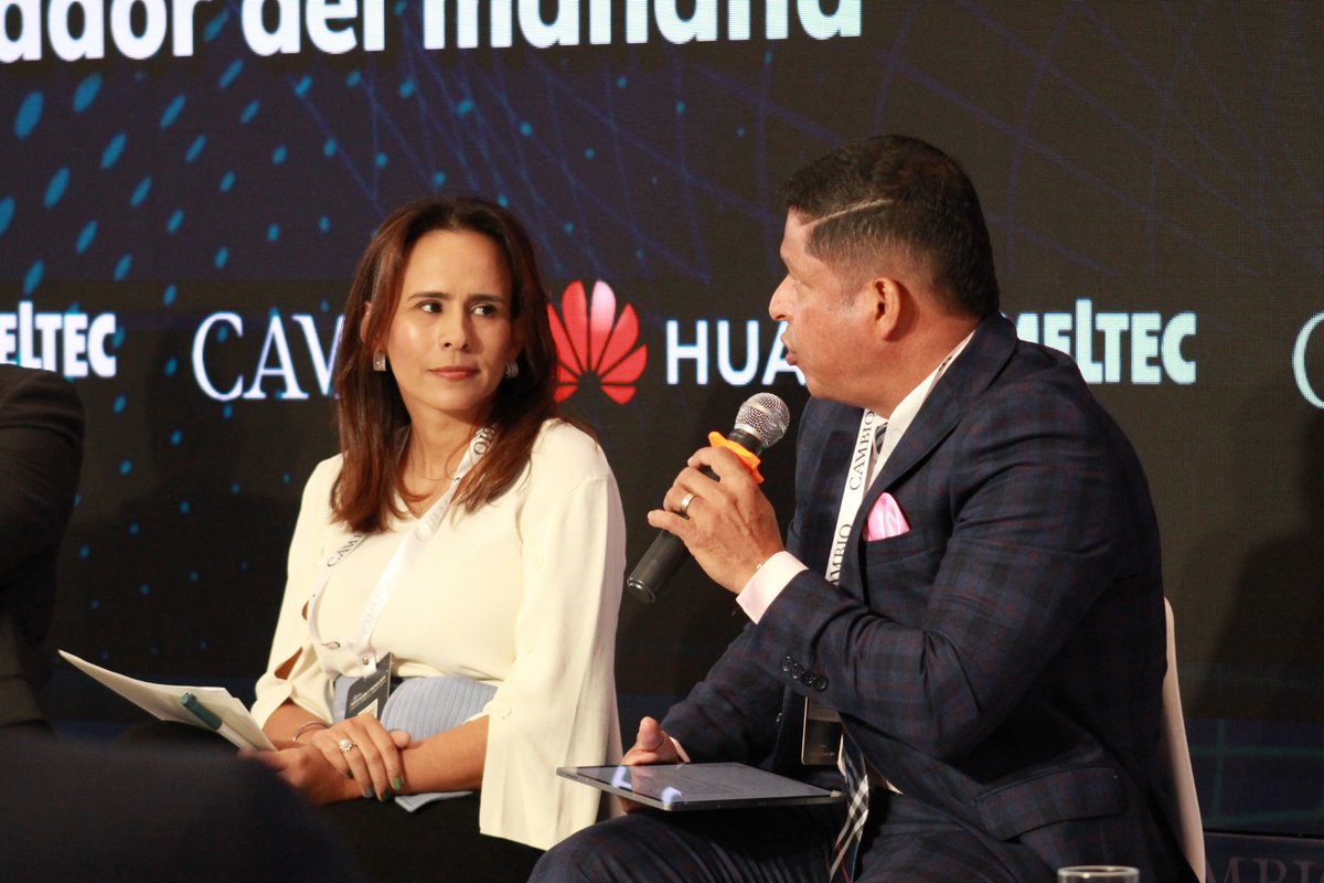 Universidad del Magdalena (@unimagdalena) on Twitter photo Los retos frente a la inteligencia artificial y las acciones que adelantamos en temas de pertinencia educativa y tecnología, fueron destacados por el Dr. <a href="/pverasalazar/">Ing Pablo Vera. Phd</a> en el foro ‘Educación y tecnología: hacia el cierre de la brecha social’.
unimagdalena.edu.co/presentacionPu…
#NoticiasUM Los retos frente a la inteligencia artificial y las acciones que adelantamos en temas de pertinencia educativa y tecnología, fueron destacados por el Dr. <a href="/pverasalazar/">Ing Pablo Vera. Phd</a> en el foro ‘Educación y tecnología: hacia el cierre de la brecha social’.
unimagdalena.edu.co/presentacionPu…
#NoticiasUM