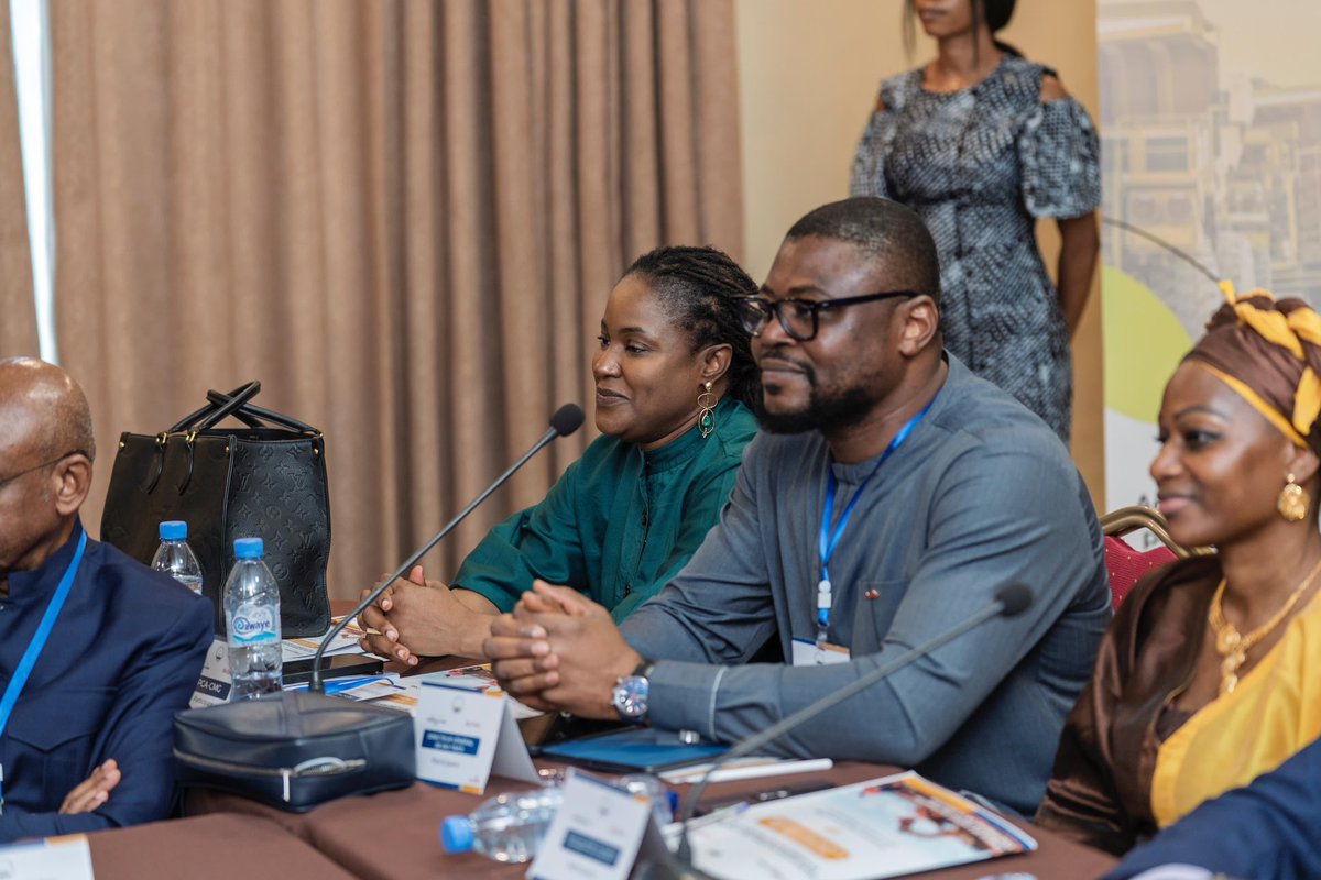 Engagée pour un secteur minier plus sûr et inclusif.
Heureuse d’avoir pris part à l’atelier HSS aux côtés d’acteurs clés du secteur.
Chez WIM Guinée, nous œuvrons pour un environnement minier sécurisé et équitable pour toutes.
#SantéSécurité #WIMGuinée #Mines #HSE