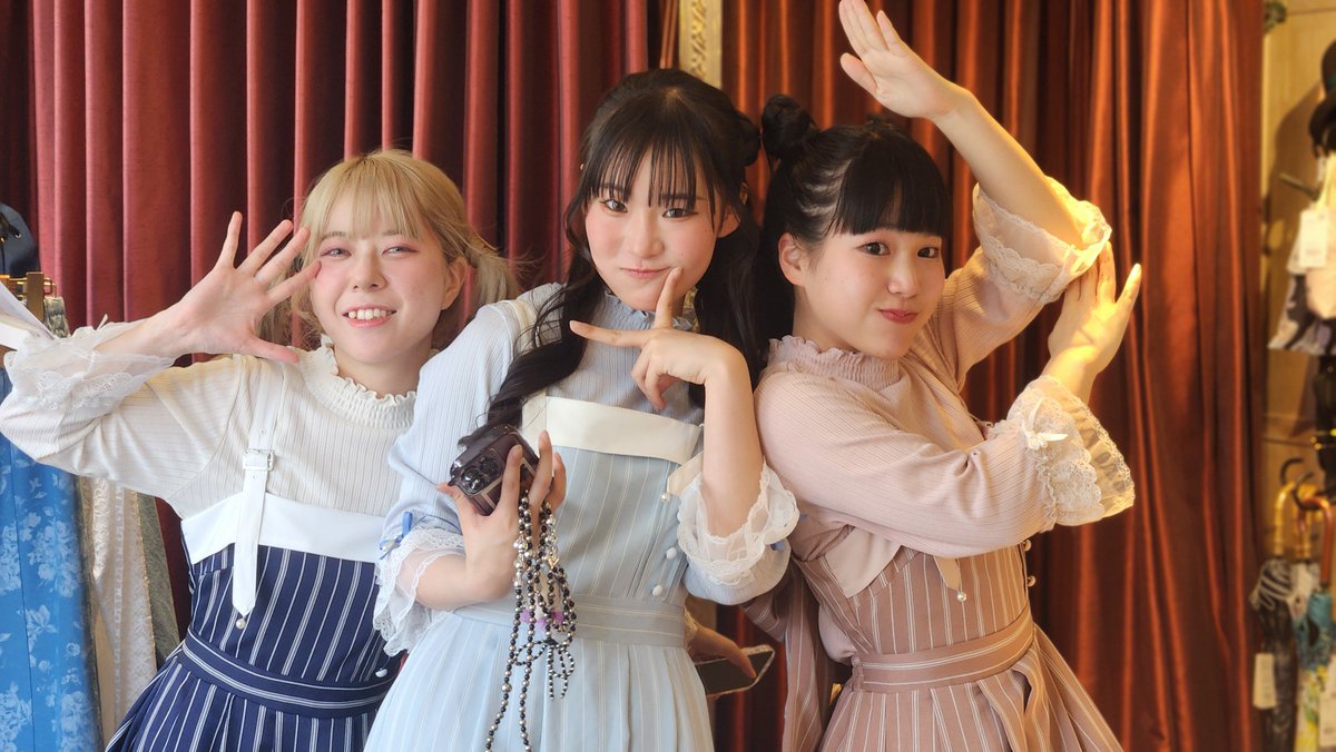 adepa_fukui's tweet photo. 五月日和のみなさん
ありがとうございます✨

めちゃくちゃ可愛かったですෆ⸝⸝꙳

📸スタッフのオフショット📸 https://t.co/gMcYXTUxFb