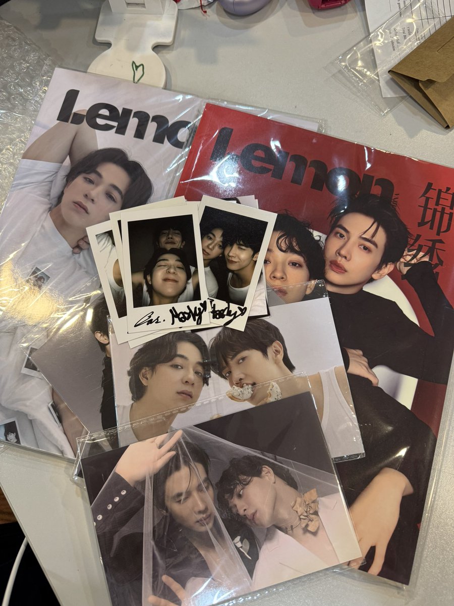 Puupie_'s tweet photo. มือสั่น #Lemonmagazine 
#6CODE #maxkybas #แม็กกี้บาส https://t.co/K0frsPKK94