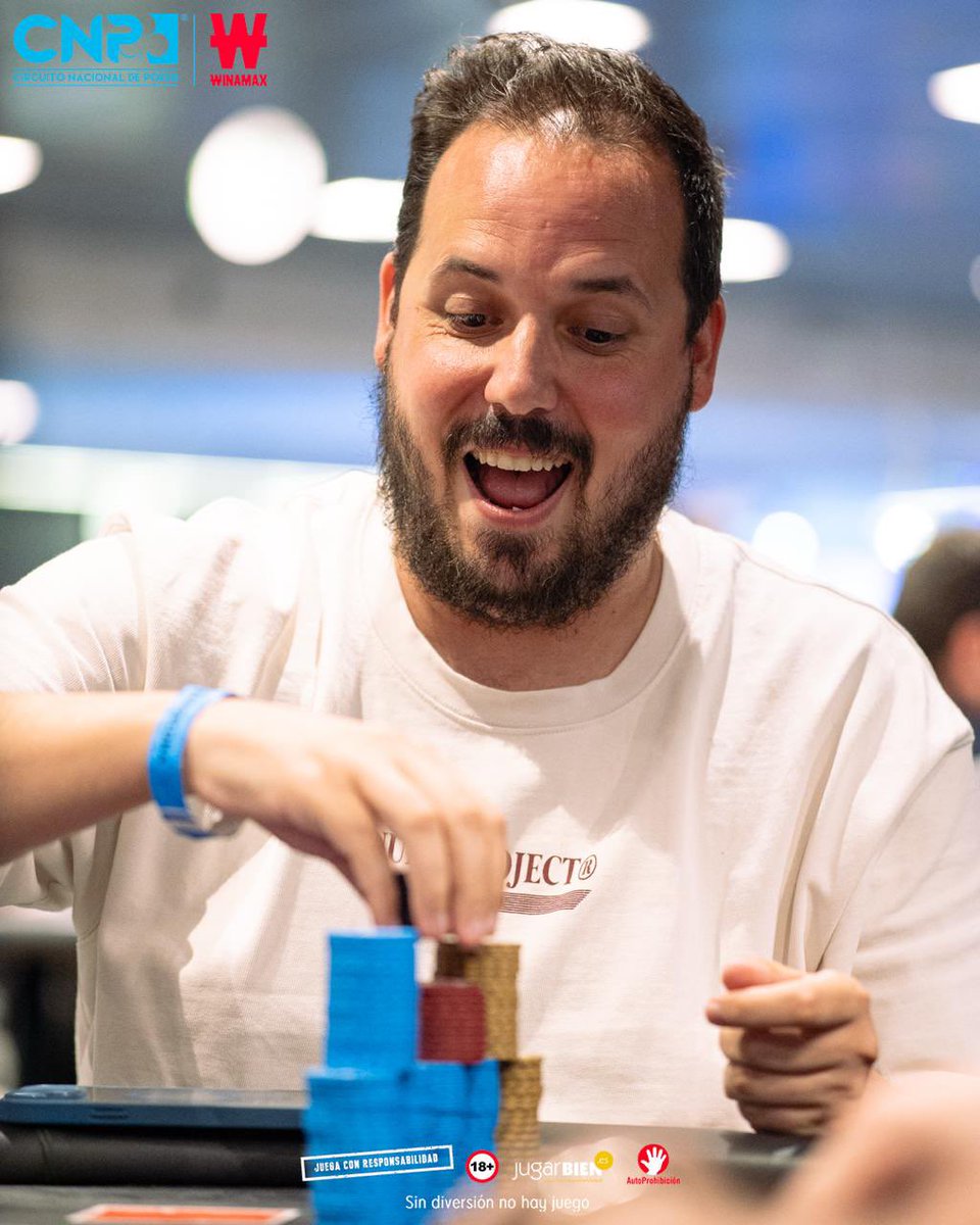 💥 ♣️ Cerramos el día de ayer del High Roller #CNPWBarcelona con 91 entradas y 39 jugadores que pasan al Día 2.

Víctor Aubeso «Sebi» es chipleader con 520.000 pts

¡HOY el registro seguirá abierto dos niveles más! 
Reanudamos a las 16H ⏰

<a href="/Winamax_Espana/">Winamax Póker</a> <a href="/LAROUSH_Events/">LAROUSH EVENTS®</a>