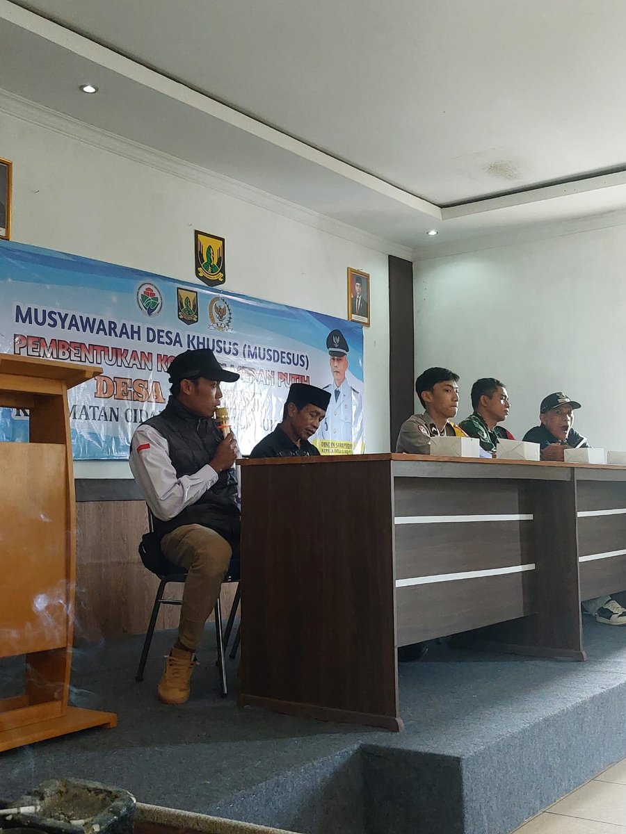 *Koperasi Merah Putih untuk Bangun Desa Bangun Indonesia*
#TerimaKasihPakYandriSusanto
<a href="/prabowo/">Prabowo Subianto</a>
<a href="/YandriSusanto27/">Yandri Susanto</a>
<a href="/ArizaPatria/">Ariza Patria</a>
<a href="/taufikmadjid71/">IG : taufik.madjid</a>
<a href="/kemendespdt/">#BangunDesaBangunIndonesia</a>
<a href="/bpsdmkemendesa/">Bpsdm Kemendesa</a>