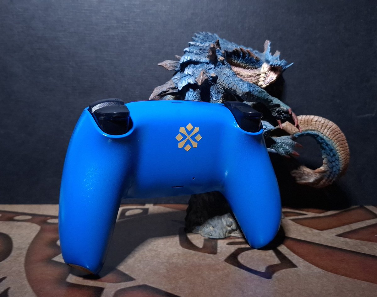 Thanks to <a href="/YuyaTokuda/">Yuya Tokuda</a> And the #Mhwilds team The highly anticipated return coming in the summer update. That motivated me to create a controller in its honor, to hunt that magnificent creature. Keep up the wonderful work doing on the title. Happy hunting!