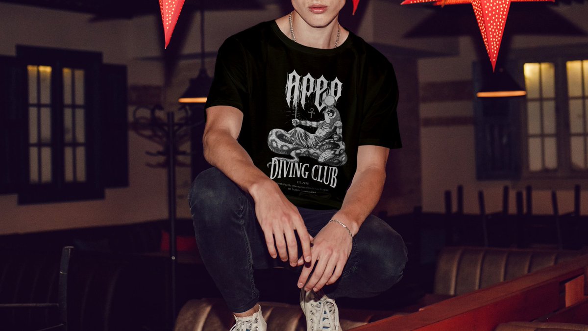 여러분... 저에게 한가지 해야할게 남아있다면 그것은 티셔츠 재판인데요.  티셔츠 재판을 위한 수요조사를 합니다. 하게 된다면 시즌1, 시즌2 모두 할 생각이고 마지막입니다.   

수요조사 기간: 04.24 ~ 04.30 23:59 
수요조사 링크: witchform.com/demand_form.ph…