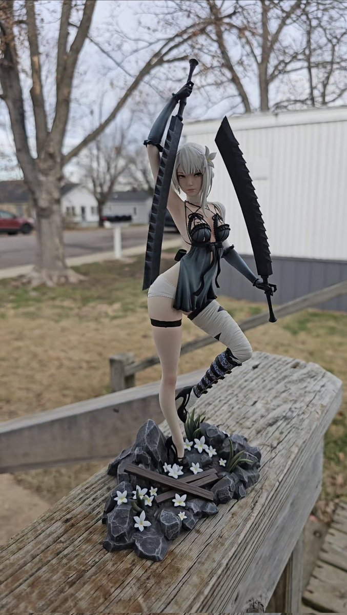 Phoenix - commissions open tweet media