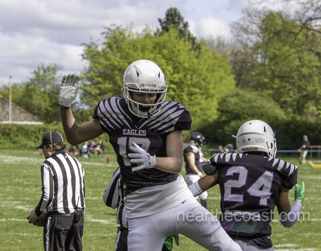 Last Sunday's Ouse Valley Eagles v Norwich Devils in Thorpe St Andrew observed at nearthecoast.com/gridironuk/ind… #AmericanFootball eh?