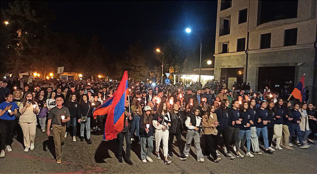 301arm's tweet image. In April 2023, Stepanakert held what would become its final torchlight march — a symbolic act of remembrance and resilience in the heart of Artsakh.

By September, everything had changed. Azerbaijan’s military assault, occupation, and ethnic cleansing emptied Artsakh of its…