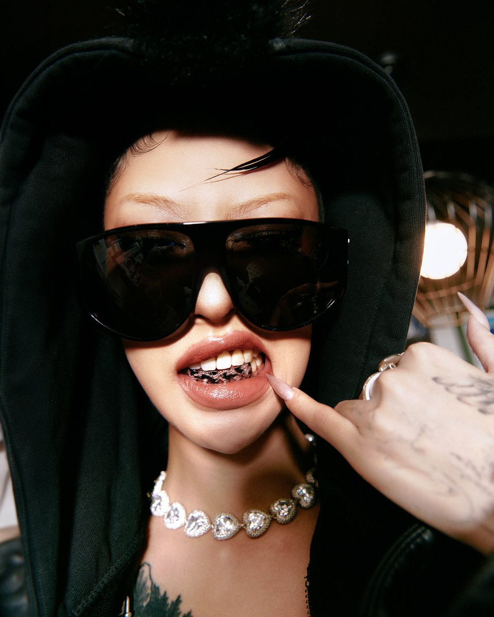 dvdavln's tweet photo. 🙏🏼 Camo Grills
🥶🥶🥶🥶 https://t.co/mXuy7e8YwQ