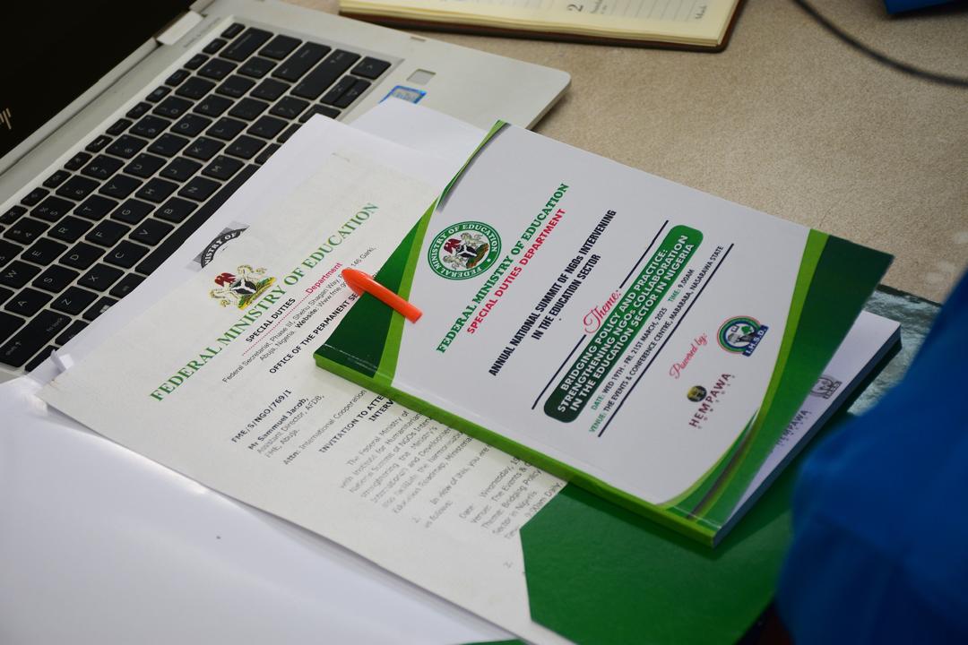 Hempawa's tweet photo. Together, we are building stronger partnerships for a brighter educational future! 💡
#Throwback #EducationSummit #NGOsInEducation #NigeriaEducation #Collaboration #PolicyToPractice #Hempawa #IHSD https://t.co/MsC9D5uGMq
