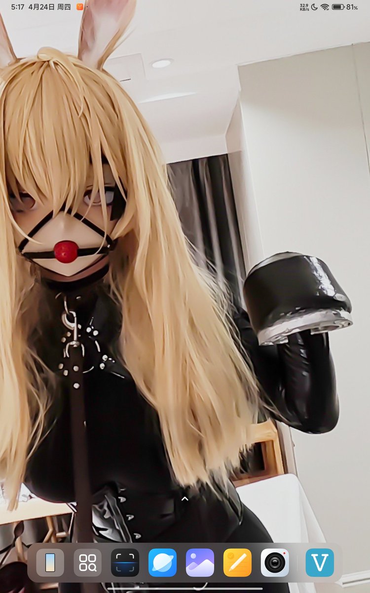 不知道用什么壁纸？那就试试自己当壁纸吧~