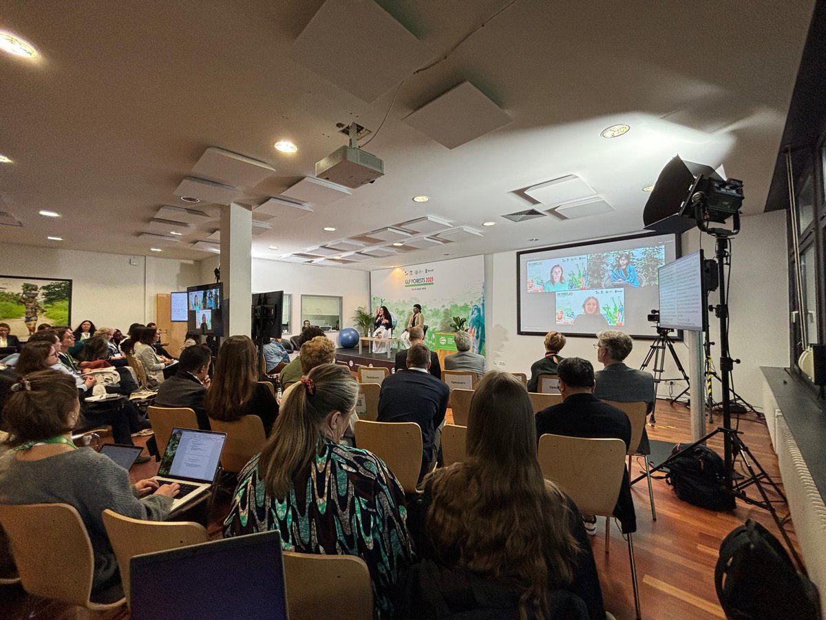 TheLandAlliance's tweet photo. You can still join us at #GLFForests.
Be part of the global conversation on forest solutions, climate action, and sustainable development — happening now online and in Bonn. 🌳💬
🔗 Register: https://t.co/03hd049Otl
#ForestsMatter https://t.co/plLsXp9oHe