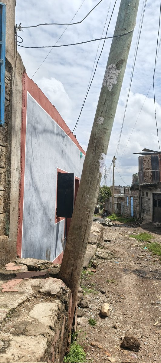 LushantaLucy's tweet photo. @KenyaPower_Care kindly sort us out it's almost falling 12949484 https://t.co/w1zdDfRkei