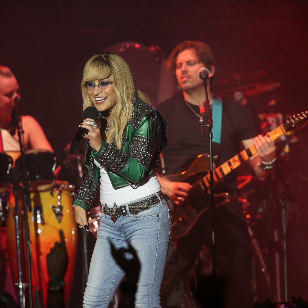 Ulster Hall | Live Entertainment Belfast (@ulsterhall) on Twitter photo Last night was really ‘One Day in Your Life’ to remember as #Anastacia rocked out the Ulster Hall 🎤
Were you lucky enough to see this pop-icon live, let us know in the comments!
📸 <a href="/tgreggphotos/">Tremaine Gregg</a>
#IWasThereWhen Last night was really ‘One Day in Your Life’ to remember as #Anastacia rocked out the Ulster Hall 🎤
Were you lucky enough to see this pop-icon live, let us know in the comments!
📸 <a href="/tgreggphotos/">Tremaine Gregg</a>
#IWasThereWhen