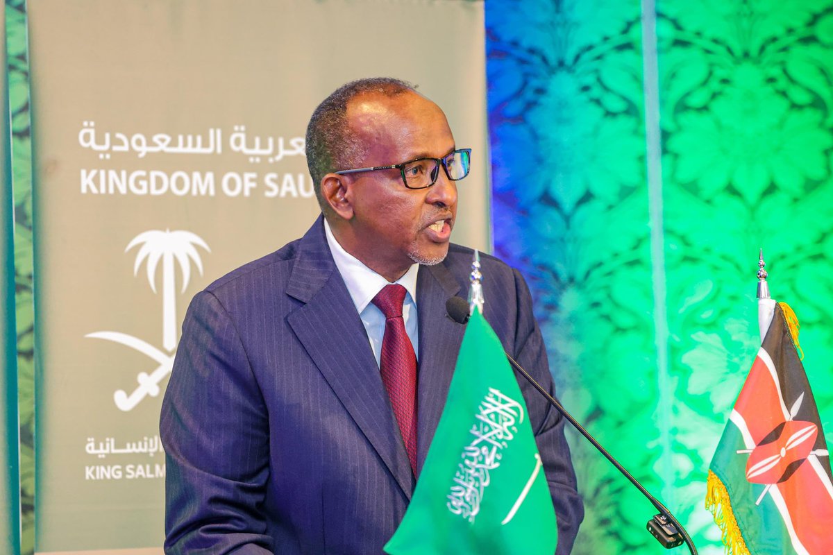 A man is only as good as his word. CS <a href="/HonAdenDuale/">Hon. Aden Duale, EGH</a>, we showed you patience. 3 weeks are over. 

Your word or your word! No more games! 
<a href="/fnoluga/">Dr. Ouma Oluga, OGW</a> <a href="/KmpdcOfficial/">Kenya Medical Practitioners and Dentists Council</a> 

#StopBallotingDelays
#RespectCBA2017
#PostAllInterns