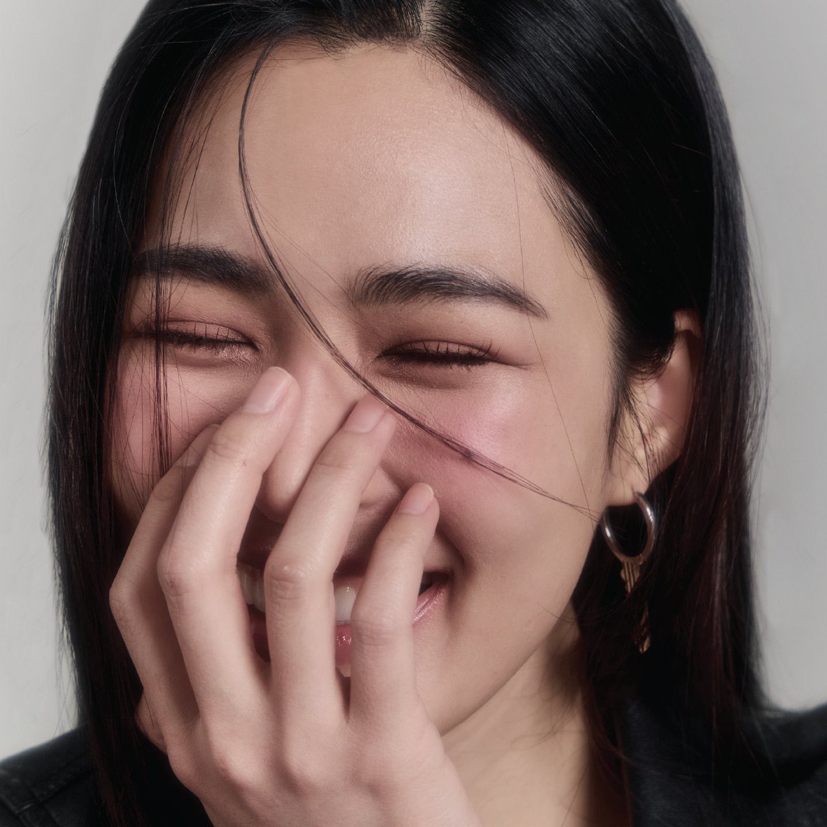 hlauvb's tweet photo. โหห หลิงหลิงคอง จุดนี้เราตะโกนออกมาเลยได้ไหม 😭😭😭

#AlwaysWonderxLinglingKwong 
#AWx00K #AlwaysWonder https://t.co/bnMZx7kp3N