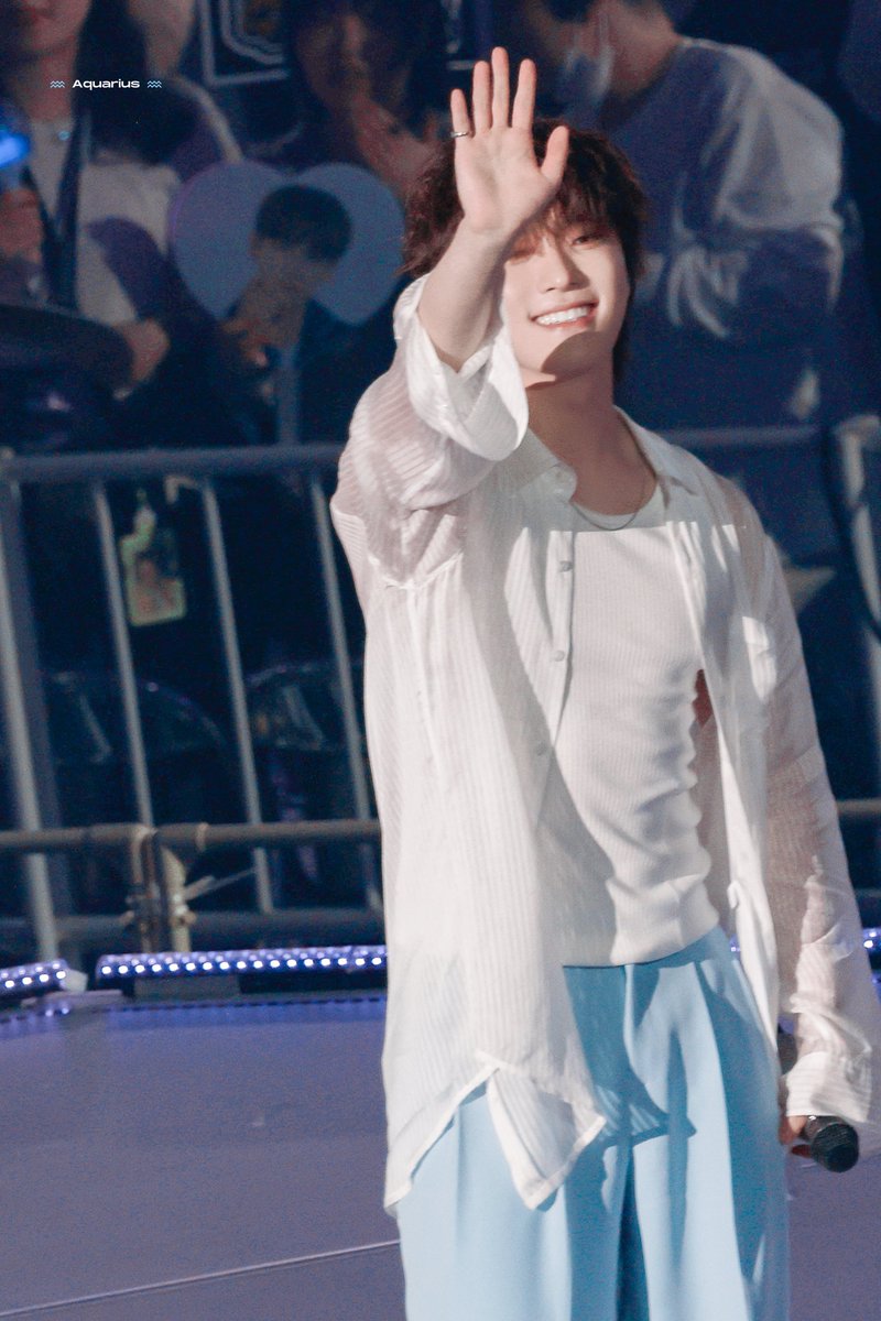 250424『SEVENTEEN 2025 JAPAN FANMEETING 'HOLIDAY'』IN OSAKA

🦦☺️🦦😊

#세븐틴   #SEVENTEEN   #dino  #디노
<a href="/pledis_17/">세븐틴(SEVENTEEN)</a>