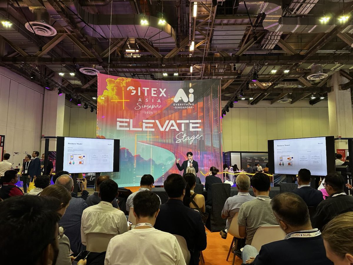 JonhTranHyra's tweet photo. DAY 2 | GITEX ASIA 2025
Hyra Tek draws global attention with quantum-grade AI, secure blockchain, and edge infra.
We’re not waiting for the future—we’re building it.
#HyraTek #HyraAI #GITEXAsia2025 #BuildTheFuture #QuantumInfrastructure #Web3 https://t.co/V8Kv6NylGq