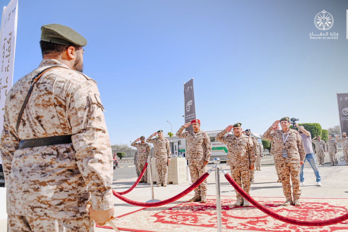 modgovksa's tweet photo. معالي رئيس أركان #القوات_البرية يدشّن ملتقى الاتصالات وتقنية المعلومات بالقوات البرية، تحت عنوان: «رقمنة ميدان المعركة بكفاءة وأمان»، وذلك بحضور عدد من المسؤولين وقادة القطاعات العسكرية والصناعية والأكاديمية.

https://t.co/jh33oLx8Gp https://t.co/nfBd8YLs9j