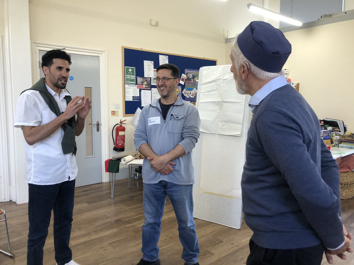 Margaret Greenfields (@mgreenfields) on Twitter photo Yesterday we were meeting residents of #Weathersfield for community Forum 4 at Braintree - poignant stories, hope, resilience humour - and art - co-facilitated by #SefTownsend again. Future sessions utilising theatre, art, music and more⦠<a href="/MobCommAssets/">Mobilising Community Assets</a> <a href="/migrefhealth/">MigRefHealth</a> Yesterday we were meeting residents of #Weathersfield for community Forum 4 at Braintree - poignant stories, hope, resilience humour - and art - co-facilitated by #SefTownsend again. Future sessions utilising theatre, art, music and more⦠<a href="/MobCommAssets/">Mobilising Community Assets</a> <a href="/migrefhealth/">MigRefHealth</a>