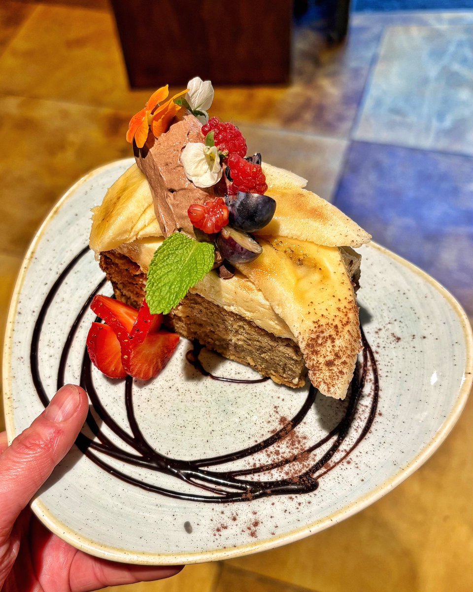 Forever brightening grey days with coffee &amp; cake! 🍰☕️

Pop down the steps at North Parade Passage to tempt yourself with our daily fruity, sweet and chocolatey selection…💭

#sweettreats #coffeeandcake #springinbath