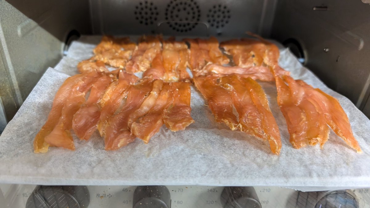 Ototocafe's tweet image. ササミジャーキー出来ました😋
#犬のオヤツ
#TESCOM