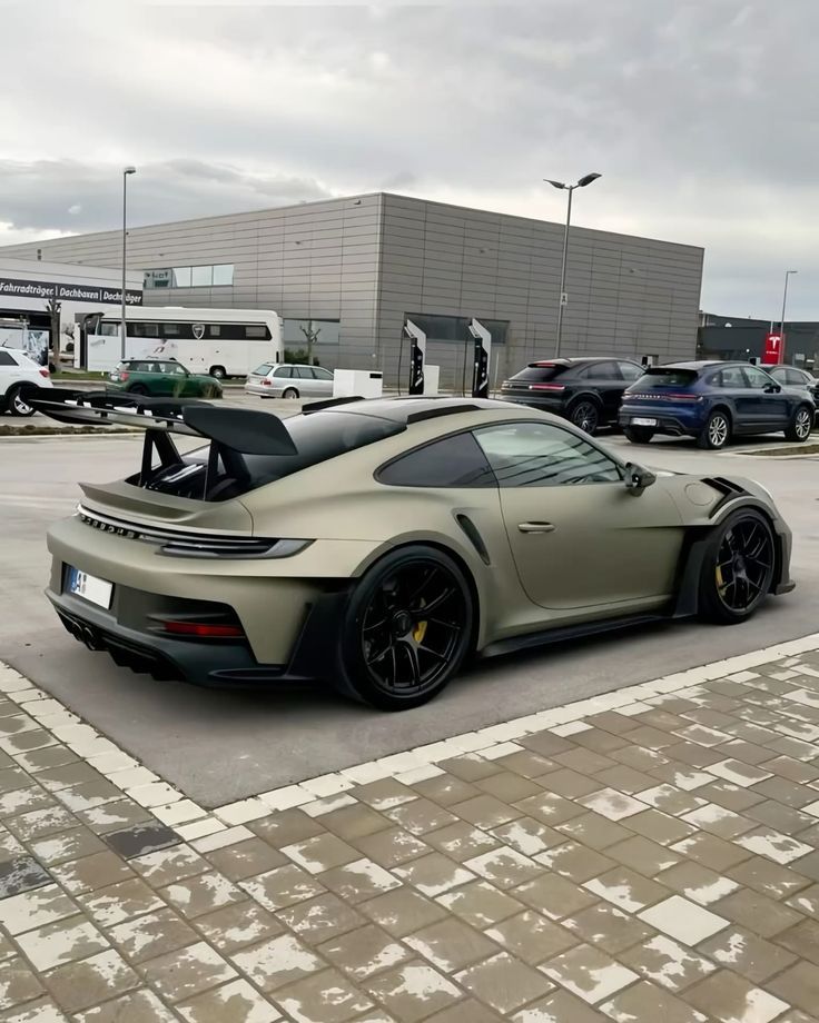 Car Porn tweet media