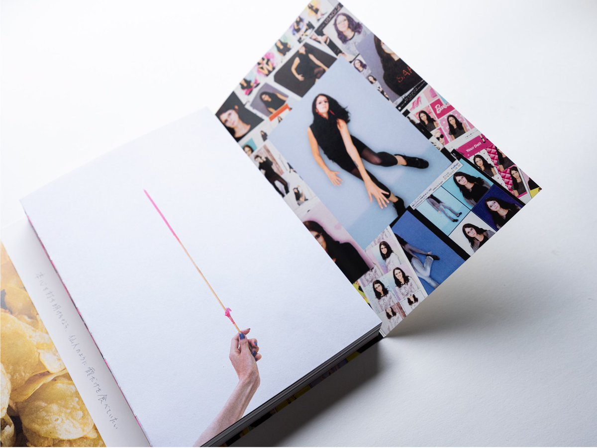 Three Books (@3b_publishing) on Twitter photo 明日<a href="/KGPHOTOBOOKFAIR/">KG+PHOTOBOOK FAIR</a> にて発売されるのが
カトリーヌ・ロングリー写真集
「TO TELL MY REAL INTENTIONS, I WANT TO EAT ONLY HAZE LIKE A HERMIT」
ぜひThree Booksのブースにお立ち寄りください。
オンラインでも販売中↓
threebooks-publishing.com/totellmyrealin… 明日<a href="/KGPHOTOBOOKFAIR/">KG+PHOTOBOOK FAIR</a> にて発売されるのが
カトリーヌ・ロングリー写真集
「TO TELL MY REAL INTENTIONS, I WANT TO EAT ONLY HAZE LIKE A HERMIT」
ぜひThree Booksのブースにお立ち寄りください。
オンラインでも販売中↓
threebooks-publishing.com/totellmyrealin…