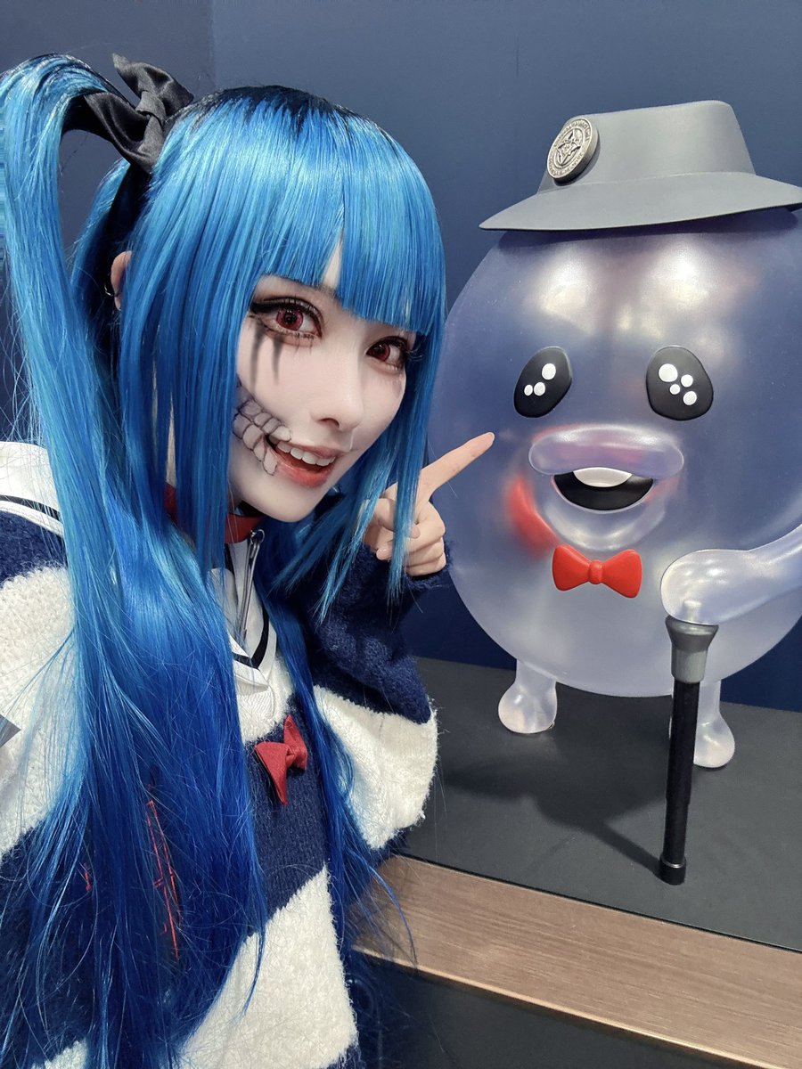 HUNDRED LINE -最終防衛学園- / 飴宮怠美

SIREIと2ショ〜✌🏻💙

#ハンドラ #hundred_line https://t.co/yMTbmGNxUC