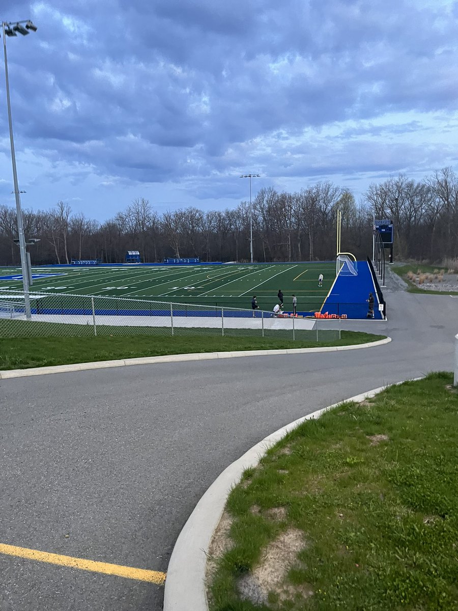 50 degrees and some light… 6am qb session is back outside