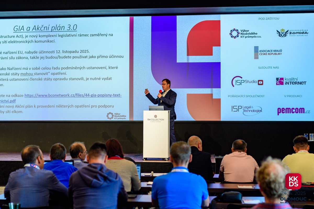 Kam kráčí digitální sítě Olomouc 2025 dopolední blok za námi. Online stream youtube.com/live/lvNBMSa7v…