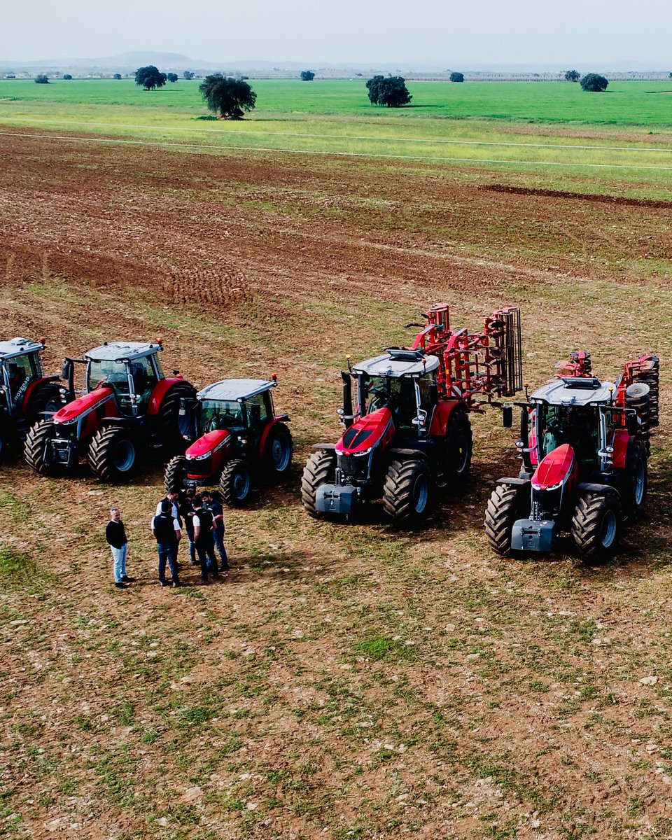Massey Ferguson España tweet media