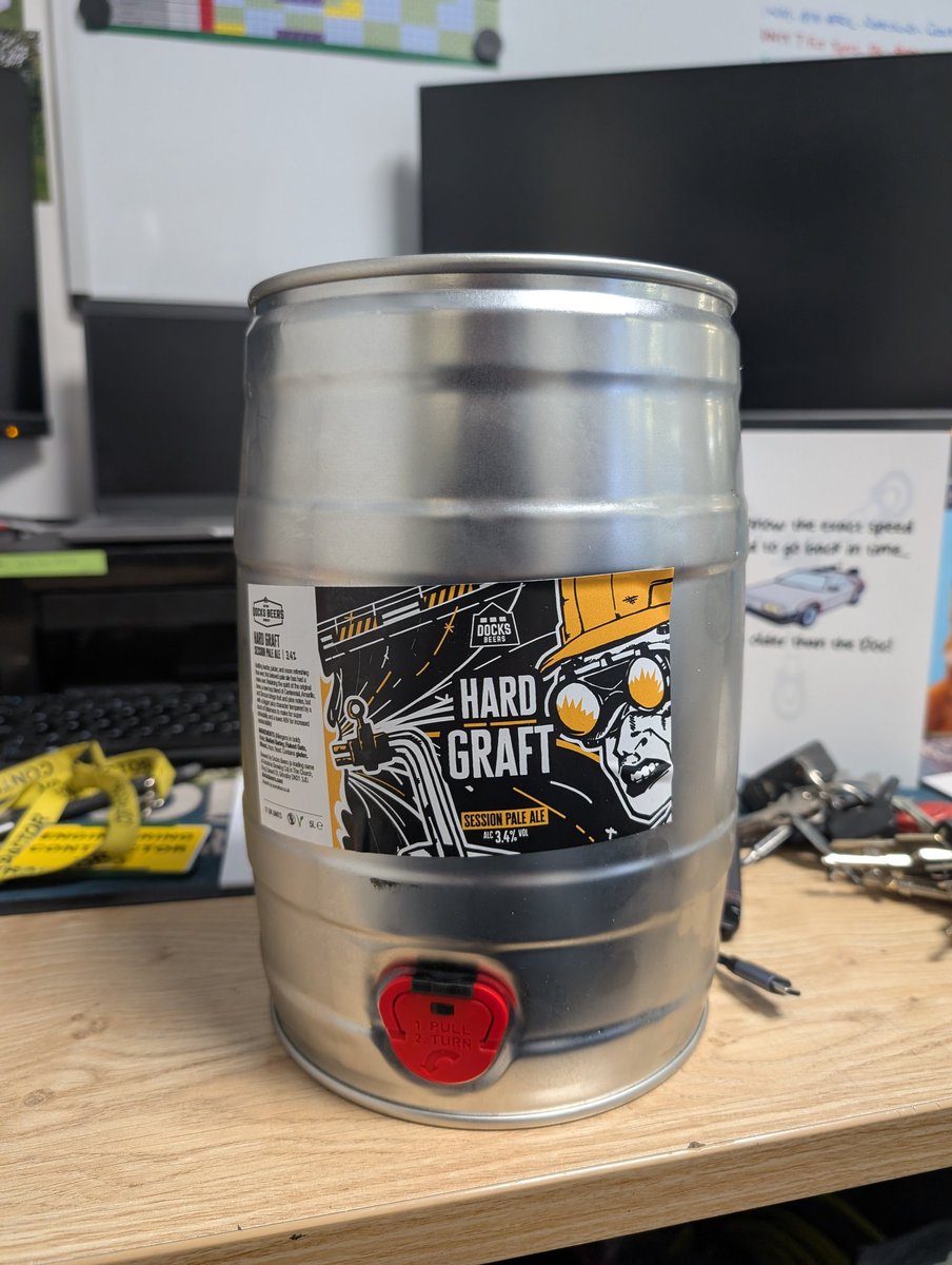 When your suppliers bring you a birthday treat all the way from <a href="/DocksBeers/">Docks Beers</a> in #grimsby thank you Liam @nelsonindustrialdoors #beer #hardgraft #grimsby #midlands #treat