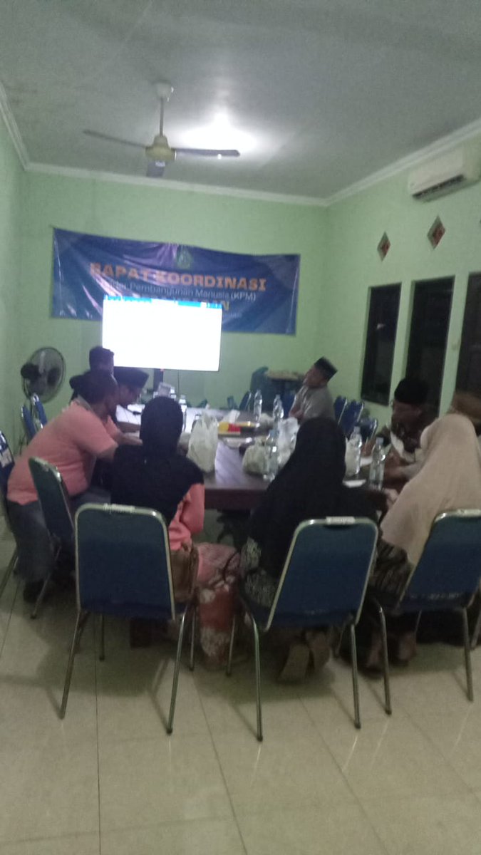 bang_err's tweet photo. Koperasi Merah Putih untuk Bangun Desa Bangun Indonesia
#TerimaKasihPakYandriSusanto
@prabowo
@YandriSusanto27
@ArizaPatria
@taufikmadjid71
@kemendespdt
@bpsdmkemendesa https://t.co/CXHt2OGw5z