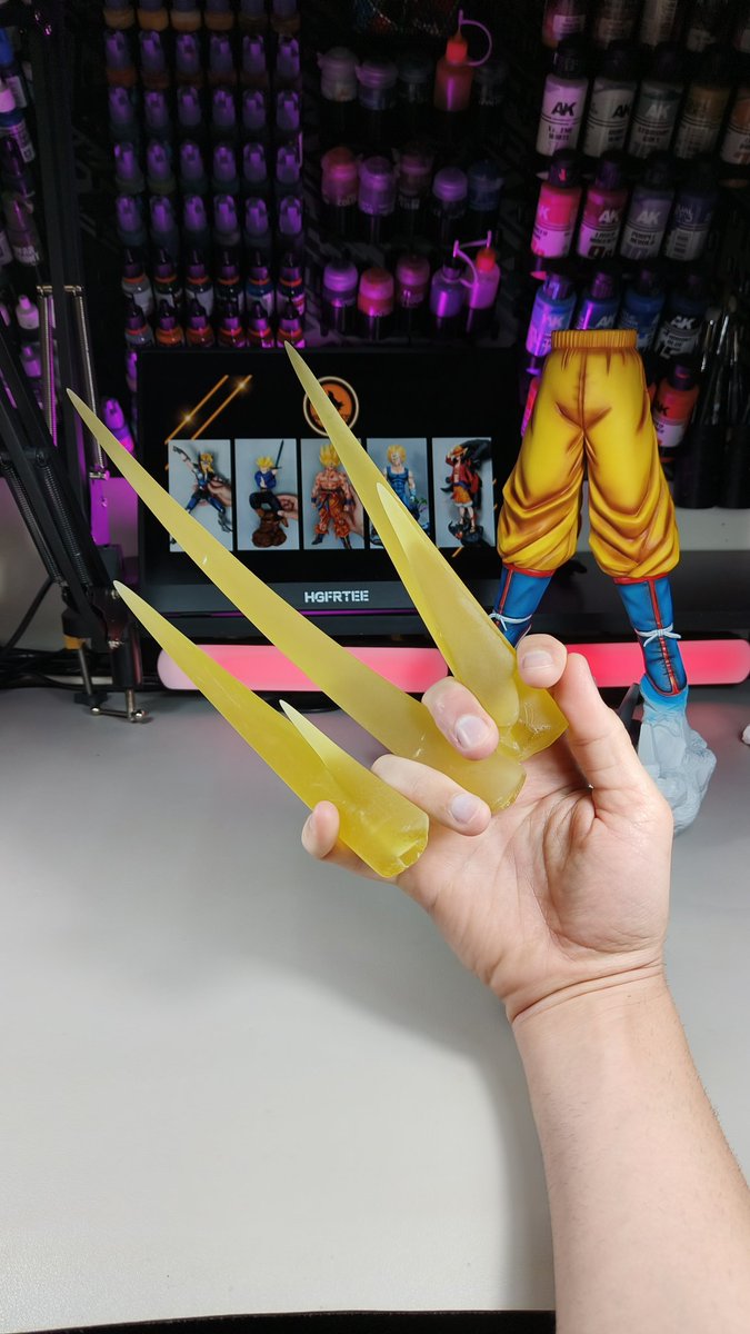 Sino tienes resina amarilla, puedes teñirla y queda perfecta 👌