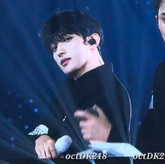 시월🌻 tweet media