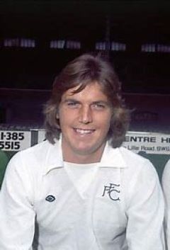 NeilSept61's tweet image. The FA Cup Semi-Finals of 1974-75 
samtimonious.com/it-was-unusual…
#fulham #westhamunited #birminghamcity #ipswichtown #FACup #FAcupsemifinals 
Striker John Mitchell sends second division Fulham to Wembley........