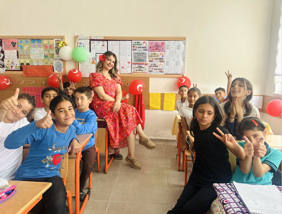 ben ve ekibim gururla sunar🥰