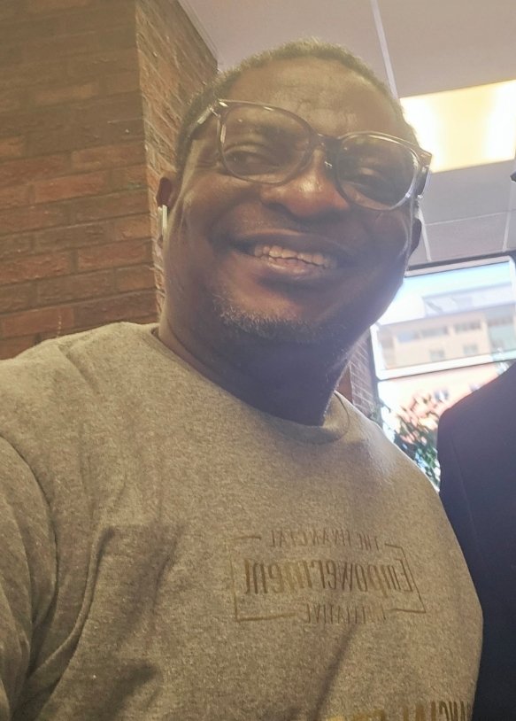 DON'T JAPA TO 🇨🇦 without plans.

I participated in the Community Volunteer Income Tax Program. 

The experience has been humbling.

Many people are in a state of confusion because of the lies travel agents told them.

I saw many Nigerians in this category. Looking depressed and