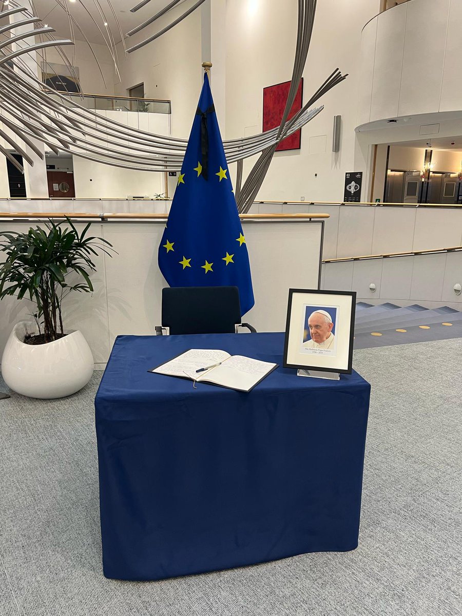 The Catholic Church in the EU (@comeceeu) on Twitter photo 🙏If you wish to express your condolences for the passing of our beloved #PopeFrancis, books of condolences are available:
– in every cathedral across Belgium
– at the <a href="/Europarl_EN/">European Parliament</a>
– at the Apostolic Nunciature to the EU
- send condolences by email.
Info: shorturl.at/iCAdU 🙏If you wish to express your condolences for the passing of our beloved #PopeFrancis, books of condolences are available:
– in every cathedral across Belgium
– at the <a href="/Europarl_EN/">European Parliament</a>
– at the Apostolic Nunciature to the EU
- send condolences by email.
Info: shorturl.at/iCAdU