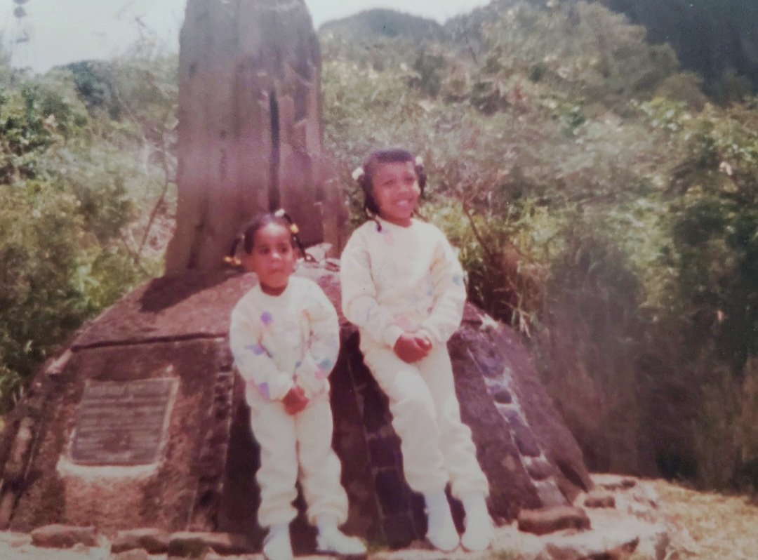 TravelBae973's tweet image. She been my Lil homie 😍 89' in Waikiki #Sisters 💕