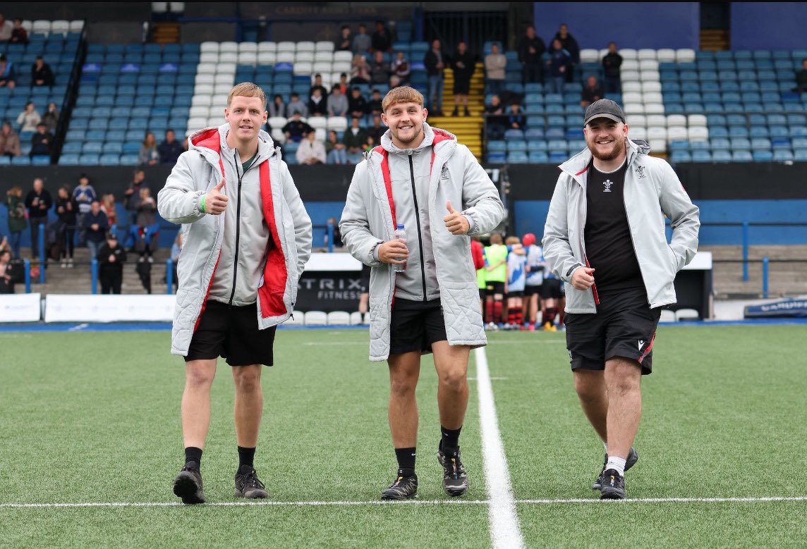 Mr Sullivan (@mrsullivanchs) on Twitter photo It’s been an absolute pleasure working alongside <a href="/RhysPetersWRU/">Rhys Peters</a> and <a href="/MainwaringRhys/">RhysMainwaring</a> for the last 6months !!
Not only great coaches but great people, I’m sure we will coach together again in the future!! #cardiffeast 🔵⚫️ It’s been an absolute pleasure working alongside <a href="/RhysPetersWRU/">Rhys Peters</a> and <a href="/MainwaringRhys/">RhysMainwaring</a> for the last 6months !!
Not only great coaches but great people, I’m sure we will coach together again in the future!! #cardiffeast 🔵⚫️
