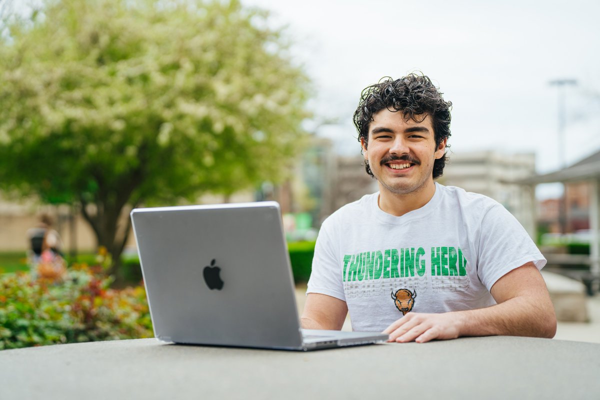 Through scholarships, wraparound student support services and innovative programs, Marshall For All, Marshall Forever is turning access into achievement.

💚 During 1837 Minutes for Marshall, you can be part of that transformation: givingday.marshall.edu

#MarshallUDayOfGiving